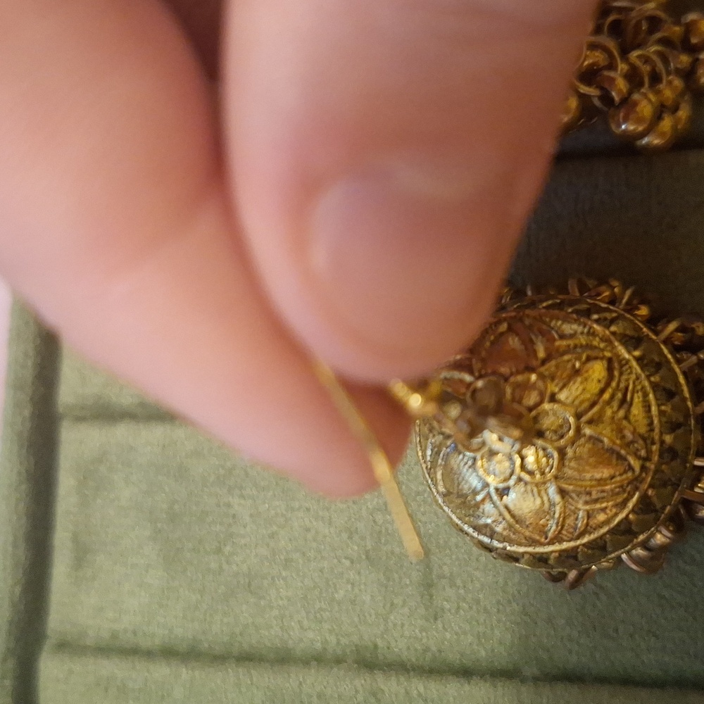 SHEIN Gold Jhumka Earrings - Picture 2 of 2